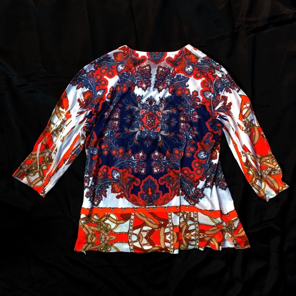 Colorful Retro V-Neck Blouse w/ Geometric Pattern - Picture 2 of 6